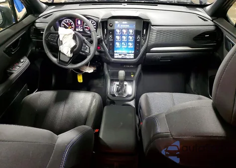 2025 Subaru Forester Premium z USA, uszkodzony, nr VIN JF2SLDDC0SH557721